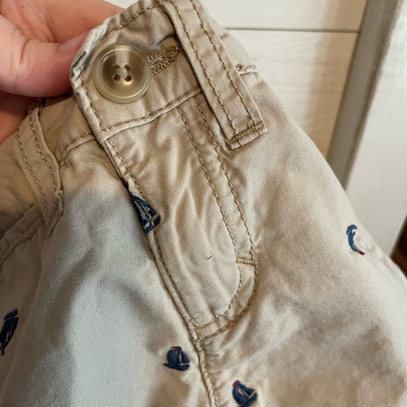 Sold - Old Navy Infant Shorts - Picture 4 of 5